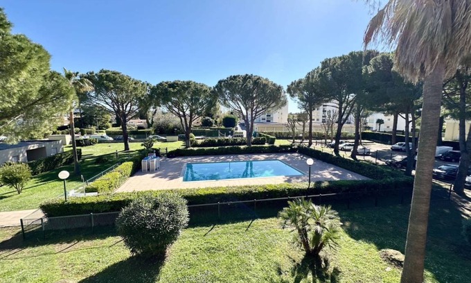 Mandelieu-La-Napoule Apartment | 25 m² Studio flat ∙ 4 guests