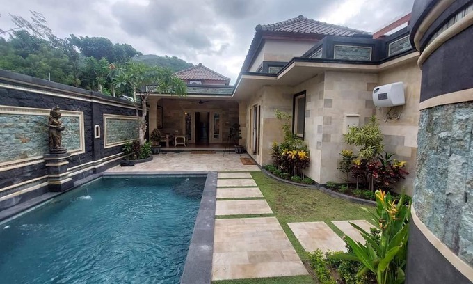 Amed Villa | 250 m² Villa ∙ 1 bedroom ∙ 4 guests