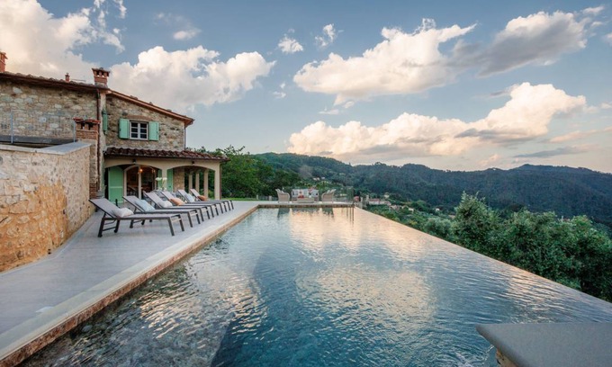 Pescaglia Villa | 250 m² Villa ∙ 5 bedrooms ∙ 10 guests