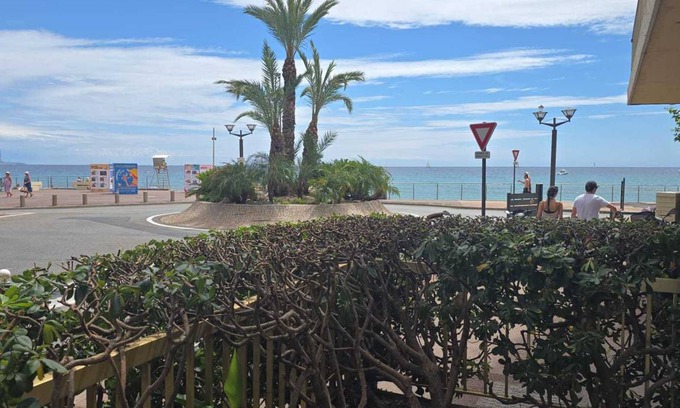 Roquebrune-Cap-Martin Apartment | 27 m² Studio flat ∙ 1 bedroom ∙ 2 guests