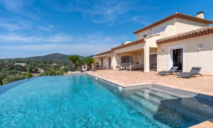 Sainte-Maxime House | 270 m² House ∙ 4 bedrooms ∙ 9 guests