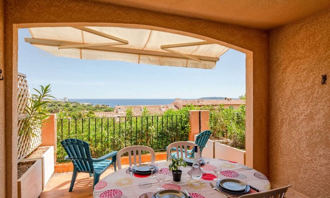Sainte-Maxime Apartment | 28 m² Apartment ∙ 1 bedroom ∙ 2 guests