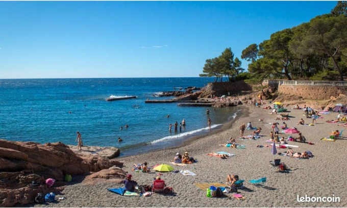 Boulouris-sur-Mer Apartment | 29 m² Apartment ∙ 1 bedroom ∙ 4 guests