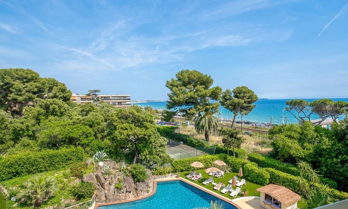 La Croix des Gardes Apartment | 30 m² Apartment ∙ 1 bedroom ∙ 2 guests
