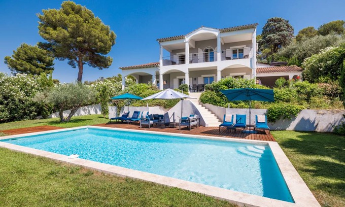 Les Baraques Villa | 300 m² Villa ∙ 6 bedrooms ∙ 12 guests