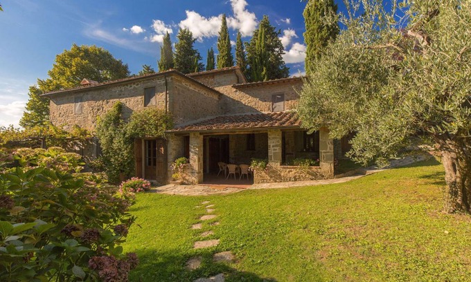 Volpaia Villa | 300 m² Villa ∙ 6 bedrooms ∙ 11 guests