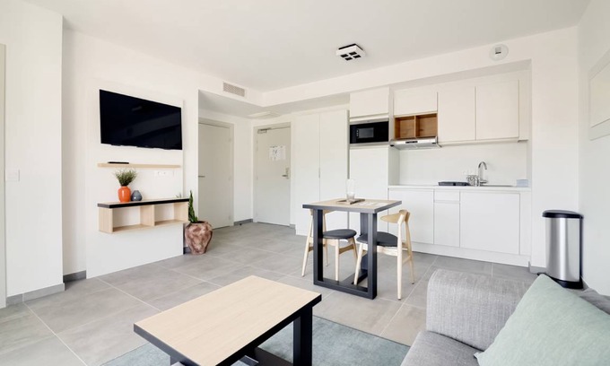 Vence Apartment | 31 m² Apartment ∙ 1 bedroom ∙ 2 guests