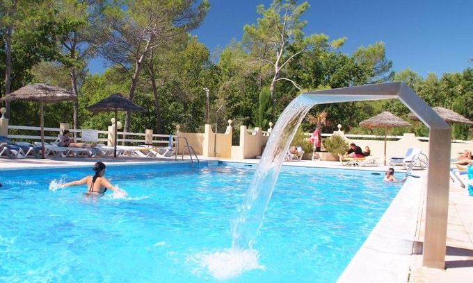 Saint-Paul-en-Foret House | 32 m² Mobile home ∙ 2 bedrooms ∙ 6 guests