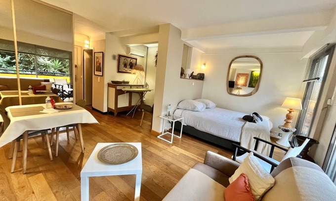 Cannes City Centre Apartment | 33 m² Studio flat ∙ 4 guests