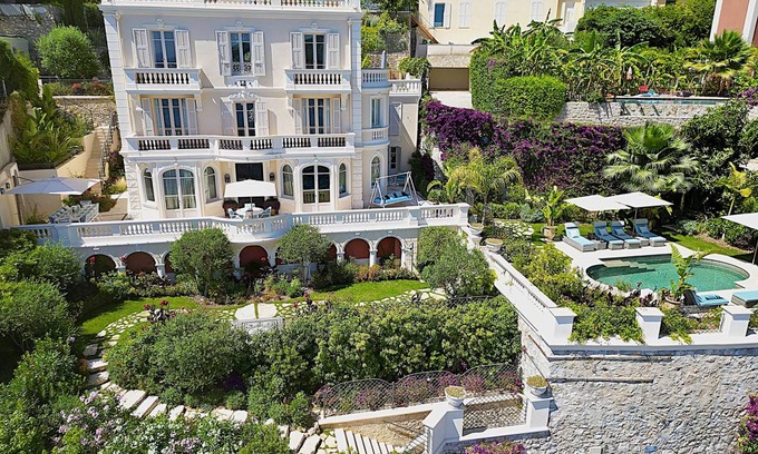 Villefranche-sur-Mer Villa | 330 m² Villa ∙ 6 bedrooms ∙ 10 guests