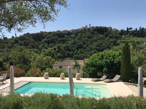 Saint-Paul-de-Vence Bed & Breakfast | 35 m² Bed and breakfast ∙ 2 guests