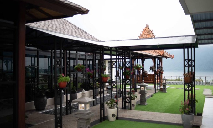 Candikuning Hotel | 35 m² Hotel ∙ 12 guests