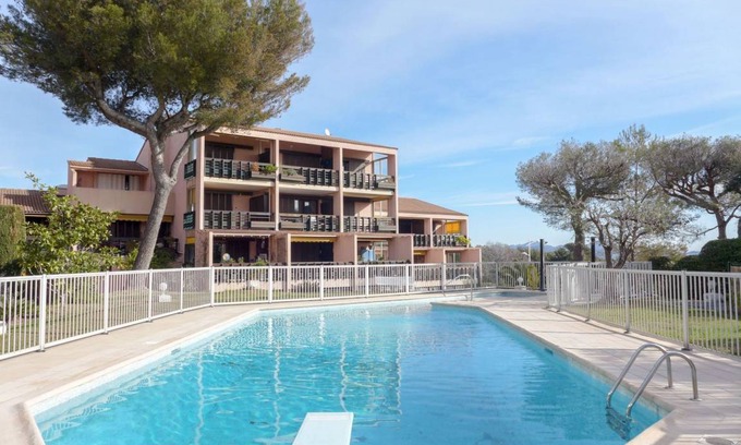 Saint-Aygulf Apartment | 38 m² Apartment ∙ 1 bedroom ∙ 4 guests
