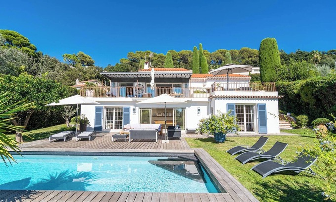 Le Cannet Villa | 4 Bedrooms Villa In Le Cannet