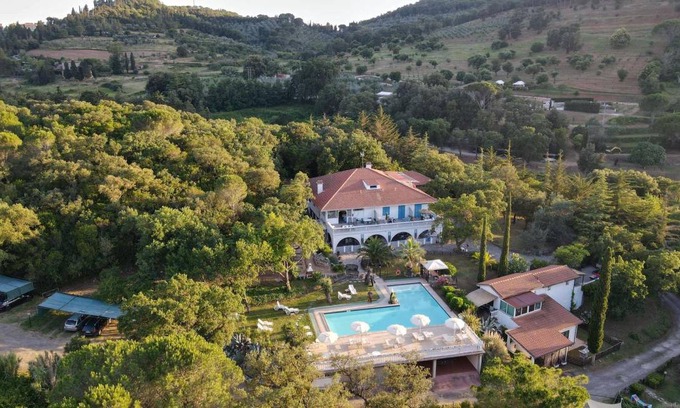 Campiglia Marittima Apartment | 40 m² Apartment ∙ 1 bedroom ∙ 5 guests