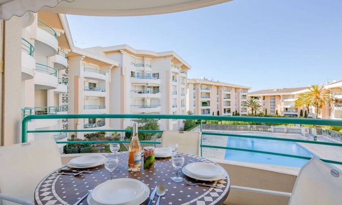 Frejus Port Apartment | 40 m² Apartment ∙ 1 bedroom ∙ 4 guests