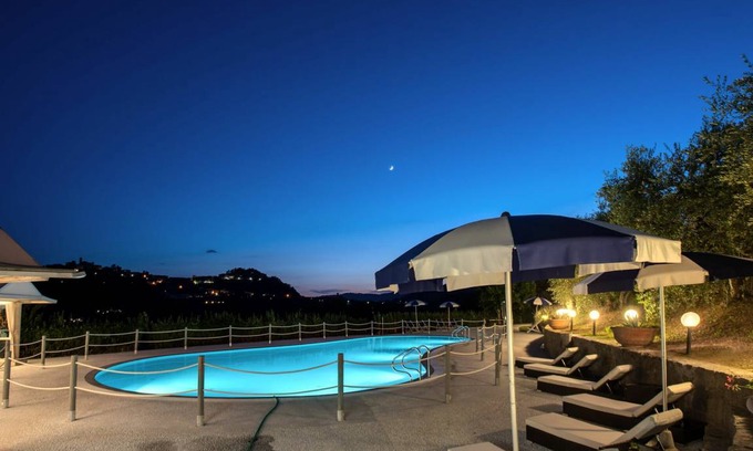Margine Coperta-Traversagna Villa | 400 m² Villa ∙ 6 bedrooms ∙ 14 guests