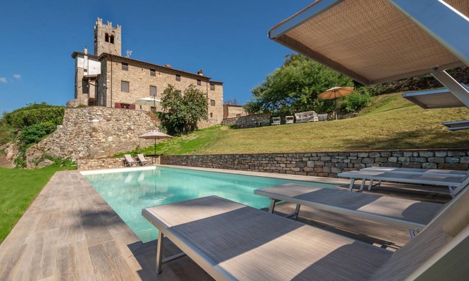 Villabuona Villa | 400 m² Villa ∙ 5 bedrooms ∙ 12 guests
