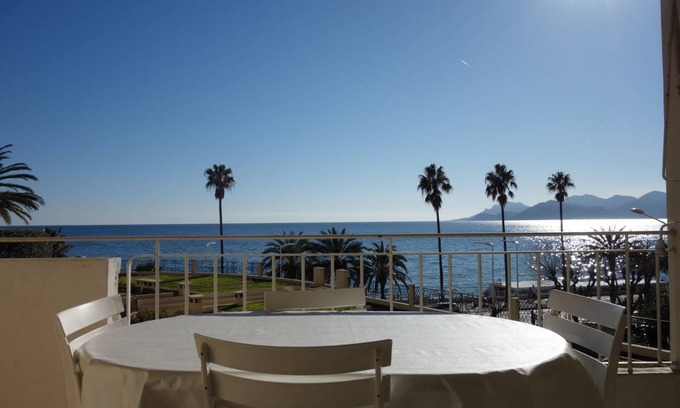 Cannes Old Town Apartment | 42 m² Apartment ∙ 1 bedroom ∙ 4 guests