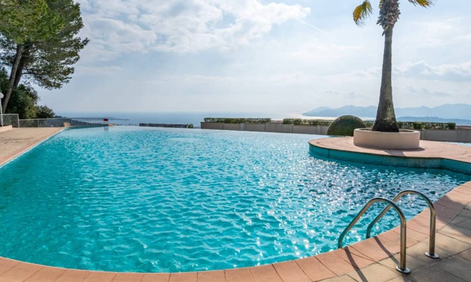Mougins Apartment | 42 m² Studio flat ∙ 2 guests
