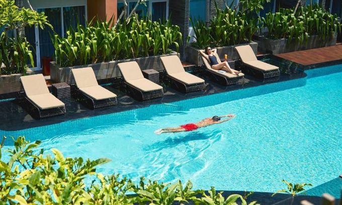 Sunset Road Hotel | 44 m² Hotel ∙ 127 guests