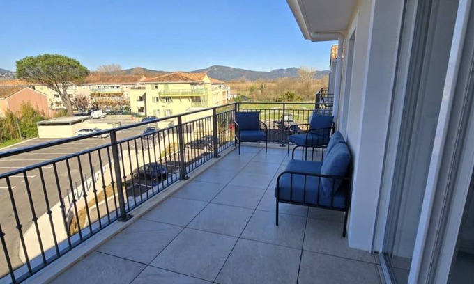 Cogolin Apartment | 45 m² Apartment ∙ 1 bedroom ∙ 2 guests