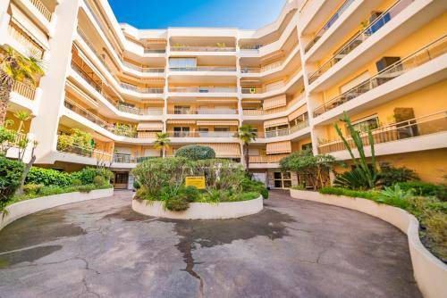 Beausoleil Apartment | 45 m² Apartment ∙ 1 bedroom ∙ 4 guests