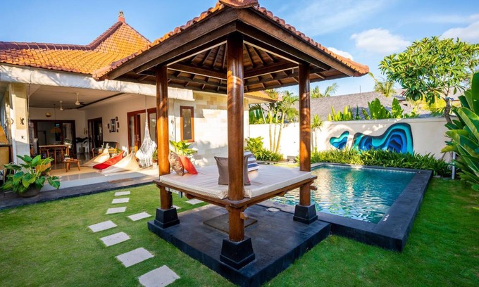 Batu Bolong Villa | 450 m² Villa ∙ 3 bedrooms ∙ 6 guests