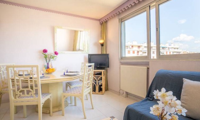 La Californie Apartment | 48 m² Apartment ∙ 1 bedroom ∙ 4 guests