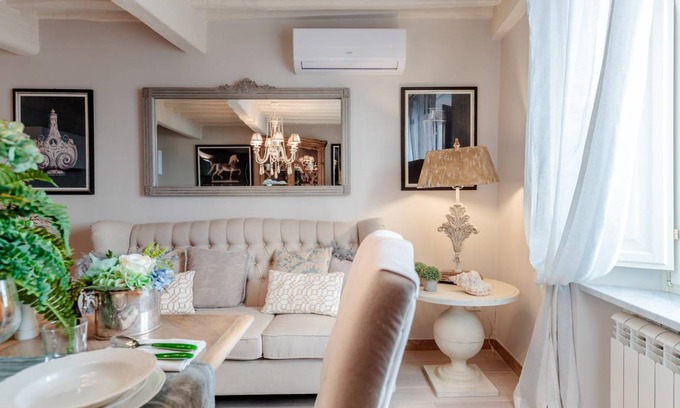 Lucca Historical Center Apartment | 50 m² Apartment ∙ 1 bedroom ∙ 2 guests