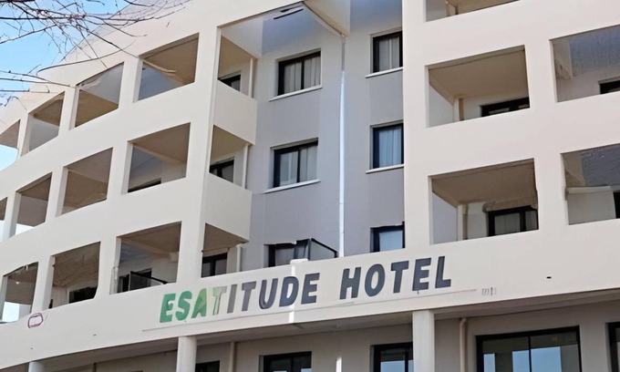 Saint-Roch Hotel | 50 m² Hotel ∙ 127 guests