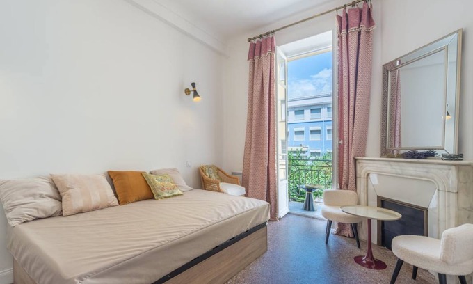 Riquier Apartment | 51 m² Apartment ∙ 2 bedrooms ∙ 2 guests