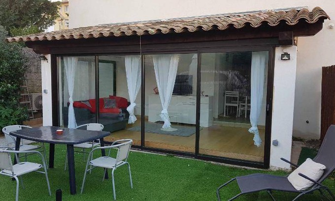 Cannes La Bocca Apartment | 55 m² Apartment ∙ 2 bedrooms ∙ 4 guests