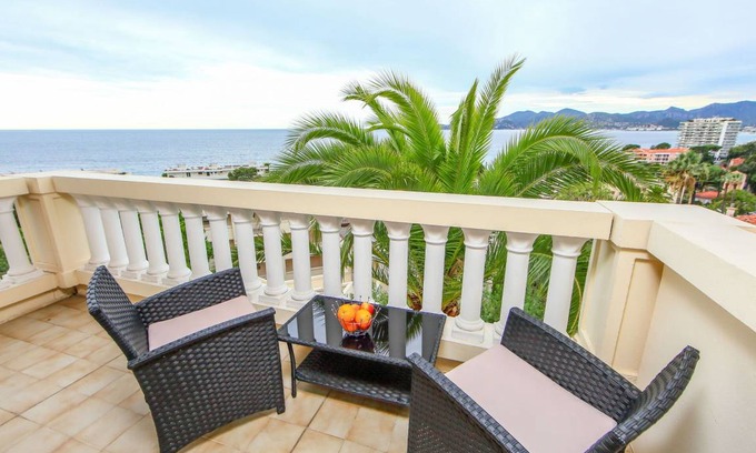 La Croix des Gardes Apartment | 60 m² Apartment ∙ 1 bedroom ∙ 4 guests