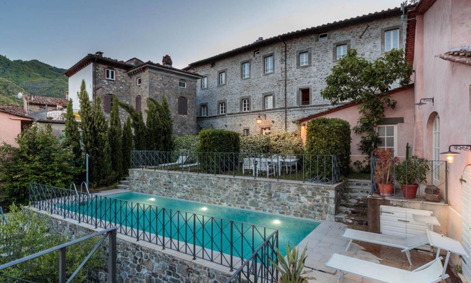 Villabuona Villa | 600 m² Villa ∙ 7 bedrooms ∙ 16 guests