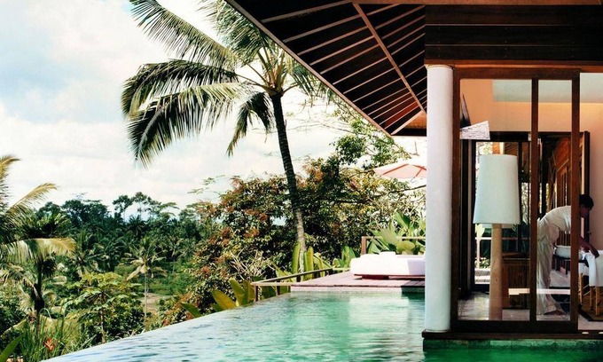 Melayang Resort | 620 m² Resort ∙ 3 bedrooms ∙ 127 guests
