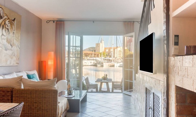 Port Grimaud Other | 65 m² Accommodation ∙ 2 bedrooms ∙ 4 guests