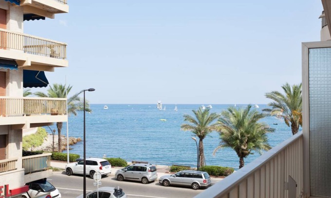Antibes City Centre Apartment | 65 m² Apartment ∙ 1 bedroom ∙ 4 guests