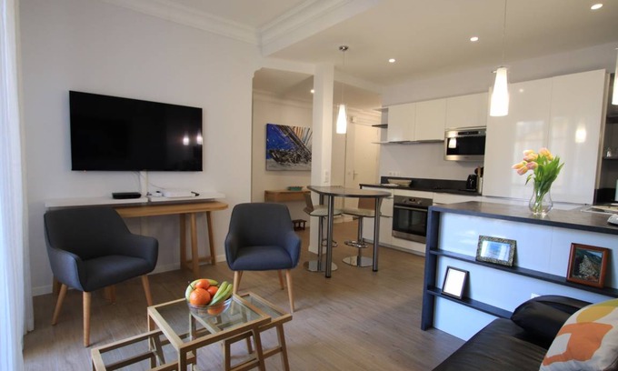 Vernier Apartment | 65 m² Apartment ∙ 2 bedrooms ∙ 4 guests