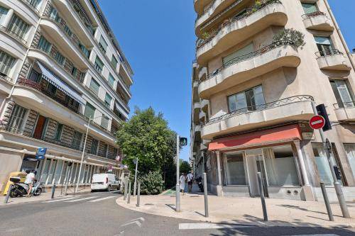 Gambetta Apartment | 68 m² Apartment ∙ 3 bedrooms ∙ 12 guests