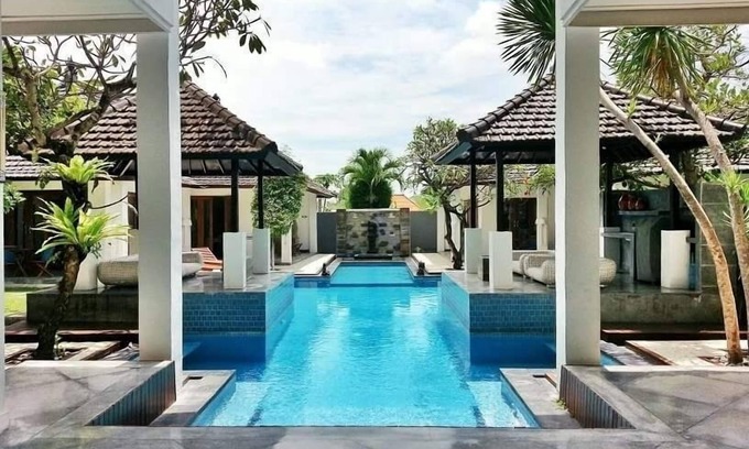 Umalas Villa | 7 Bedrooms Villa in Canggu Bali (Villa Andaman) for 14 pax