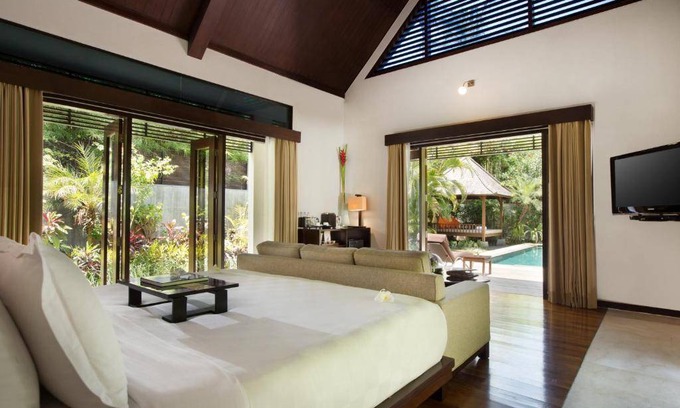 Sayan Villa | 700 m² Villa ∙ 3 bedrooms ∙ 6 guests