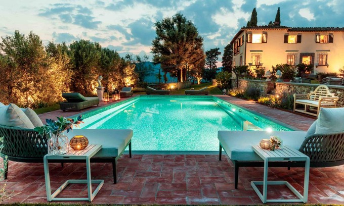 Lucca Villa | 700 m² Villa ∙ 6 bedrooms ∙ 11 guests