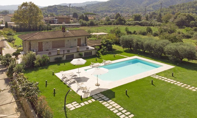 Camaiore House | 72 m² House ∙ 2 bedrooms ∙ 4 guests