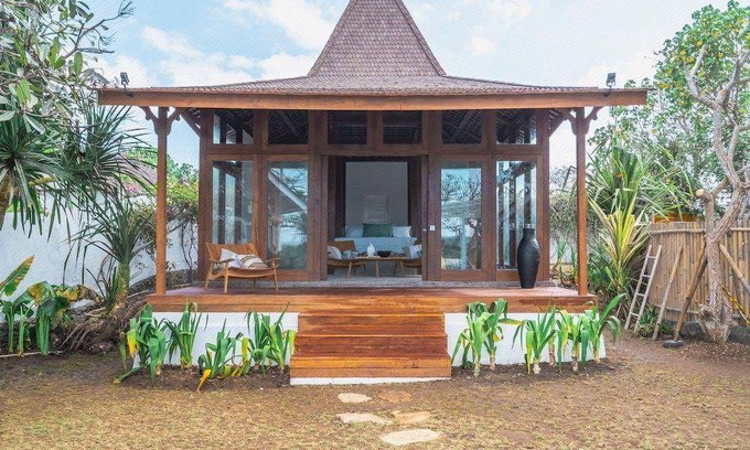 Mushroom Bay Resort | 743 m² Resort ∙ 10 guests