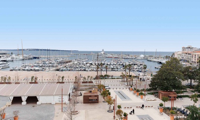 Cannes Old Town Apartment | 75 m² Apartment ∙ 2 bedrooms ∙ 5 guests