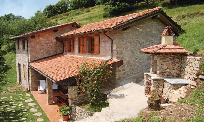 Camaiore House | 75 m² House ∙ 2 bedrooms ∙ 4 guests