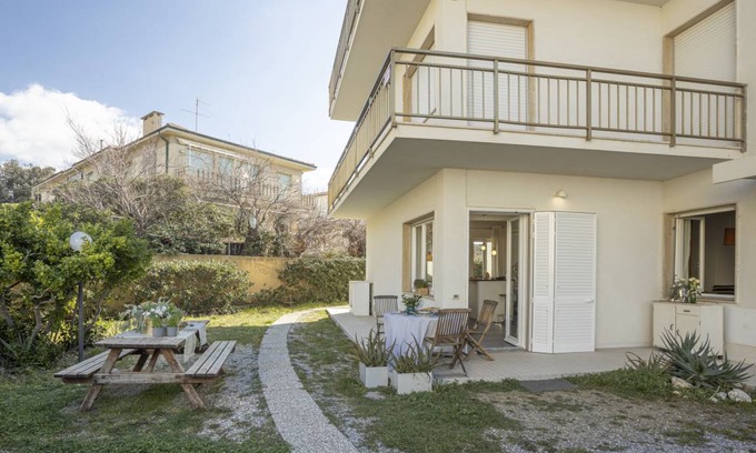 San Vincenzo Apartment | 79 m² Apartment ∙ 2 bedrooms ∙ 6 guests