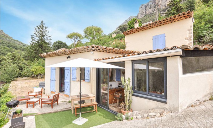 Saint-Jeannet House | 87 m² House ∙ 2 bedrooms ∙ 7 guests