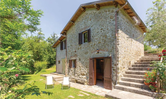 Casoli House | 90 m² House ∙ 2 bedrooms ∙ 6 guests